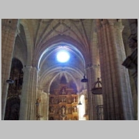 Monasterio de Santo Estevo de Ribas de Sil, photo amaianos, flickr,a.jpg